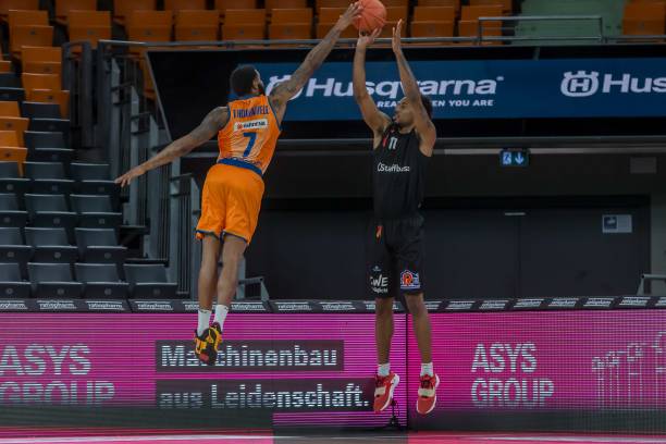 丘库埃泽的 丘库埃泽的