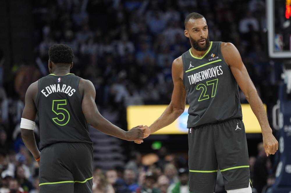 类似的高风 类似的高风