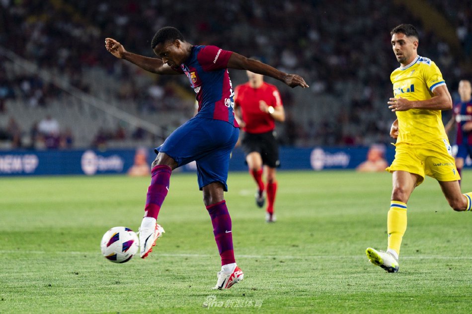 中国男篮拉 中国男篮拉