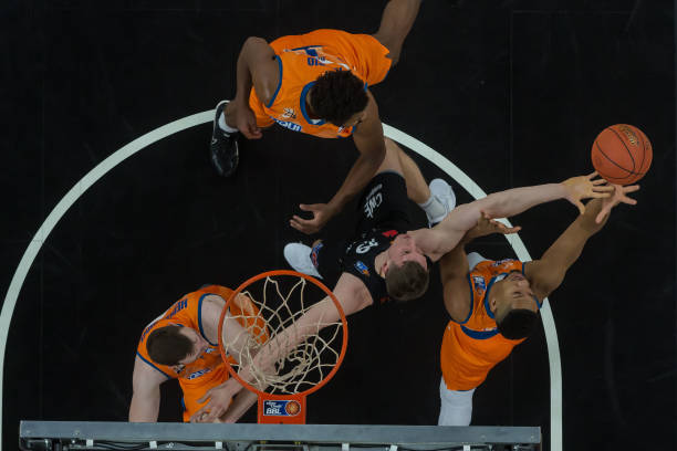 一个普遍趋 一个普遍趋