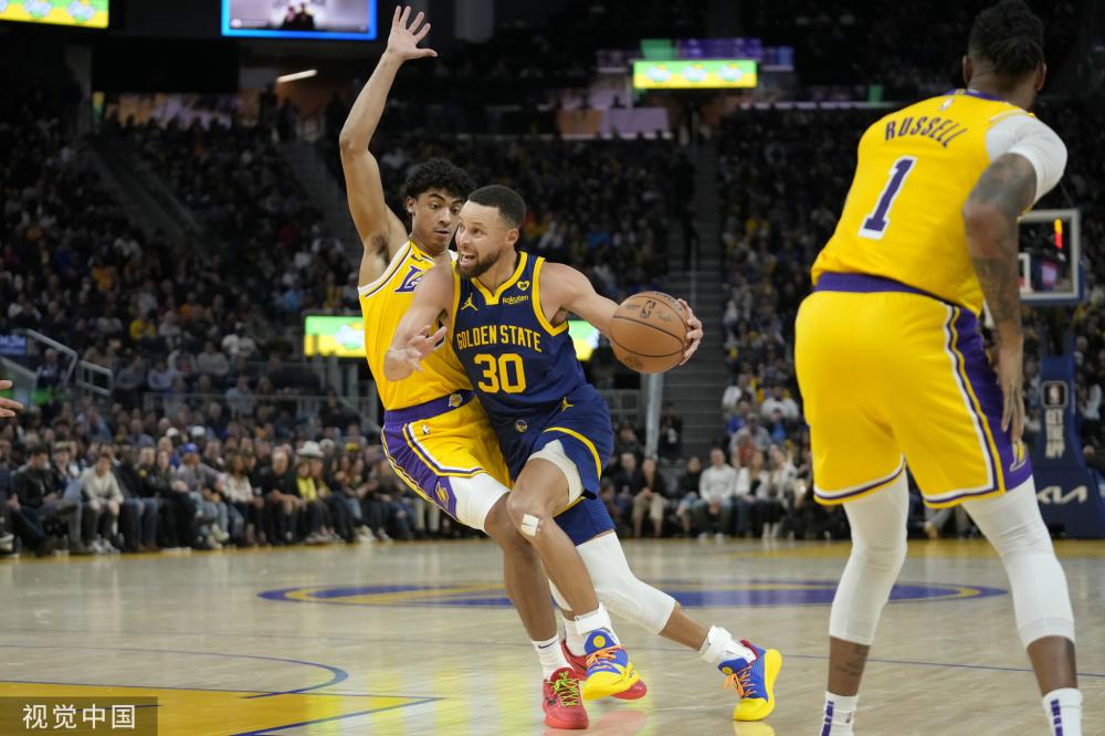 纷纷利用其 纷纷利用其