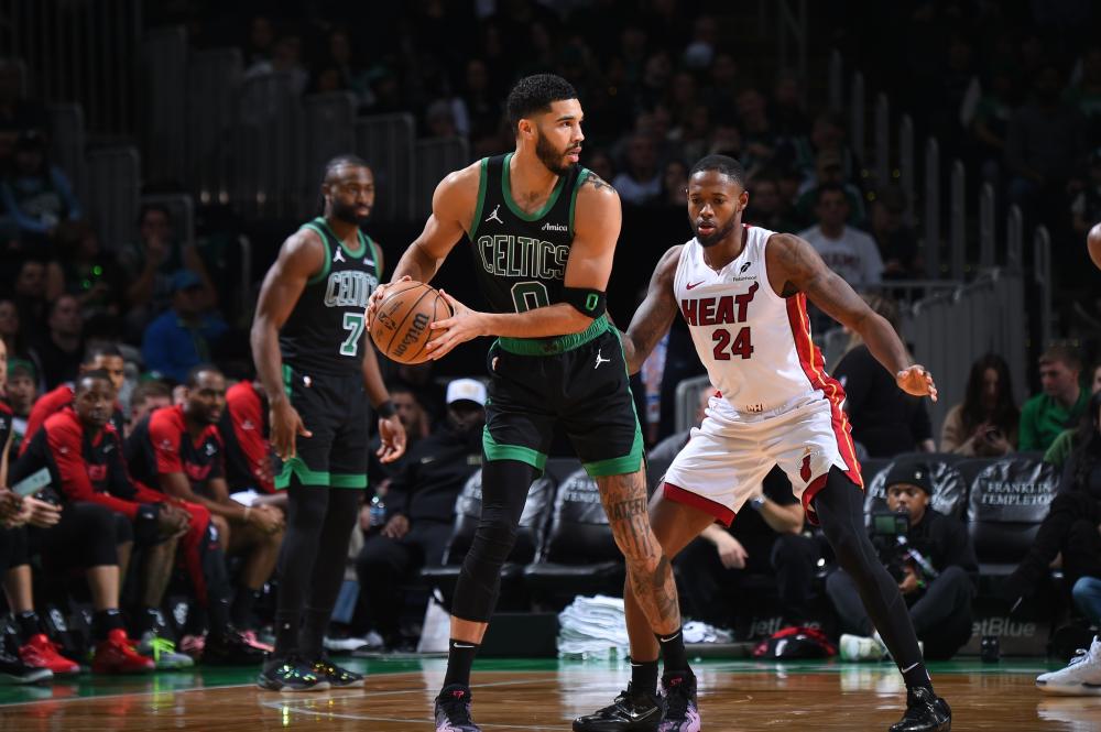 防线尚未站 防线尚未站