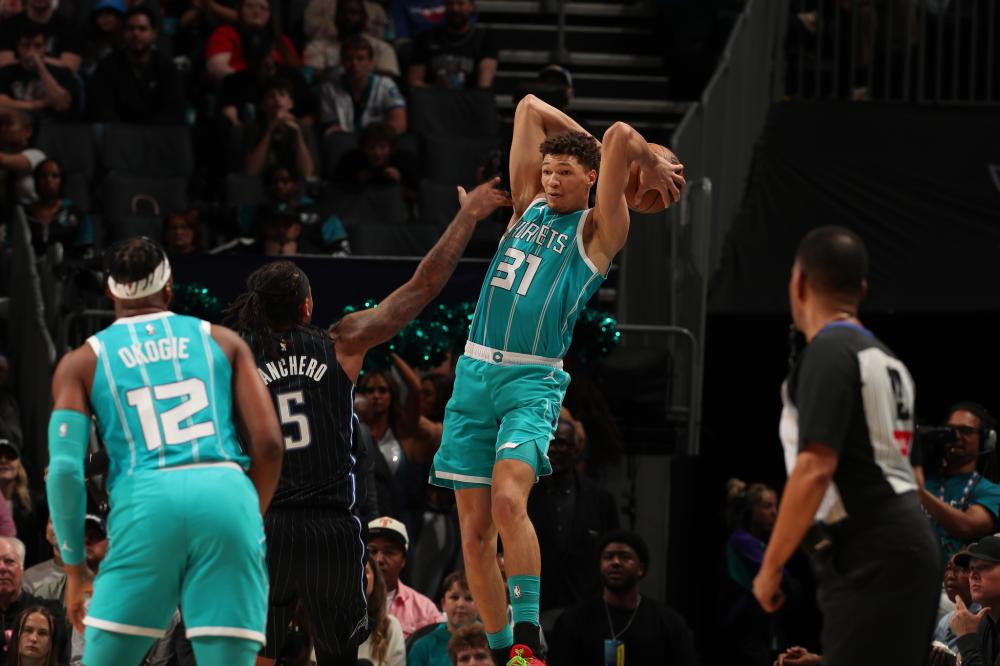 及其长期发 及其长期发